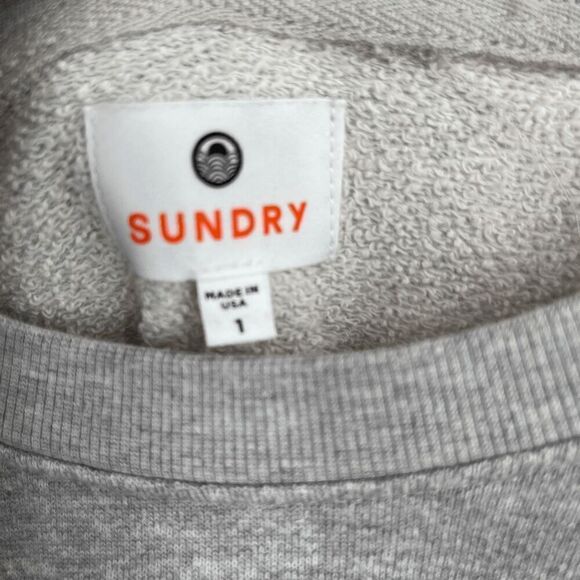 Sundry Gray Hang Loose Embroidered Wording Long Sleeve Crewneck Sweater Size 1 - Picture 3 of 7